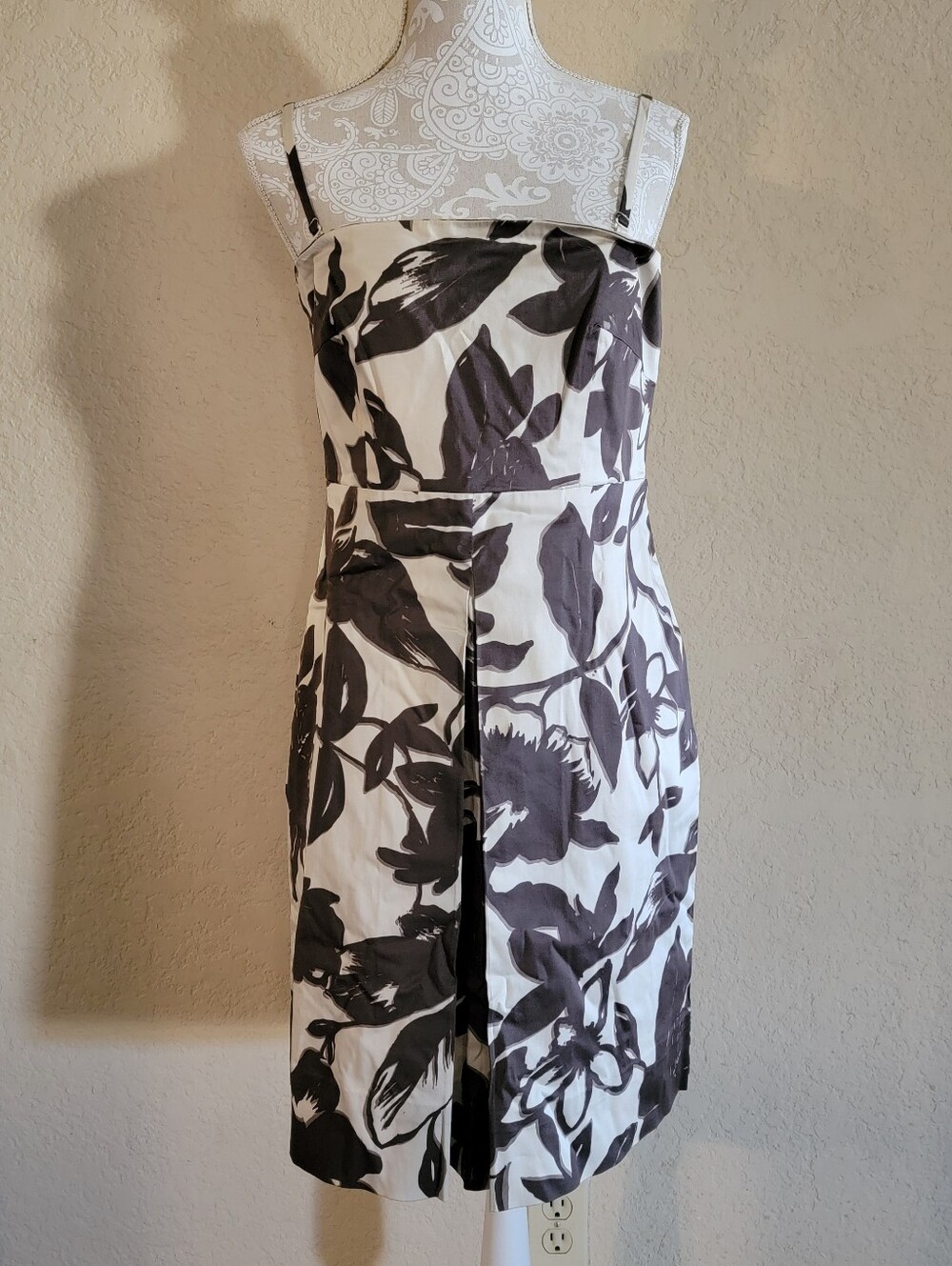 New York & Company Brown & Tan Floral Strapless Knee-Length Dress Sz 10